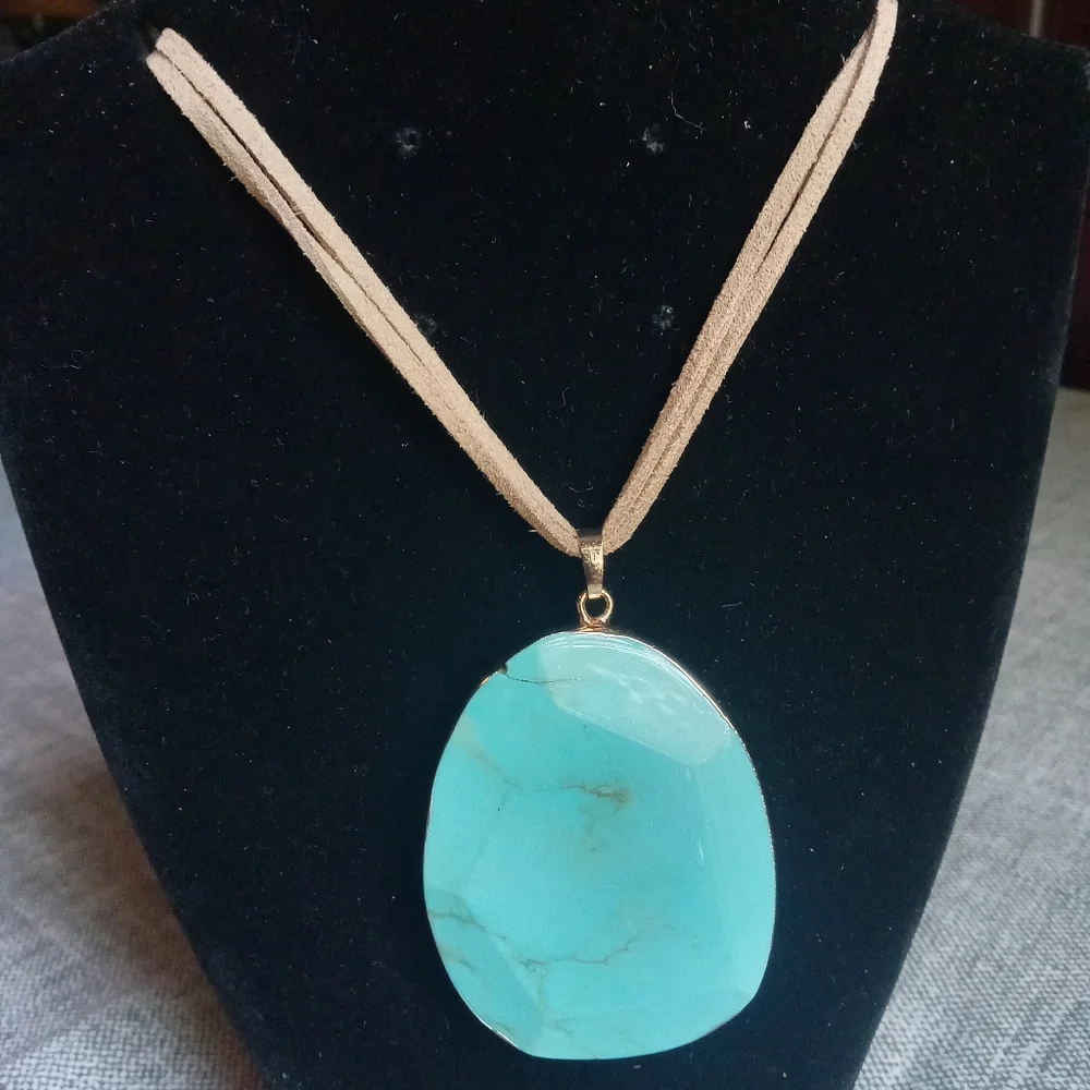 Big teardrop necklace in turquoise - Picture 2 of 2